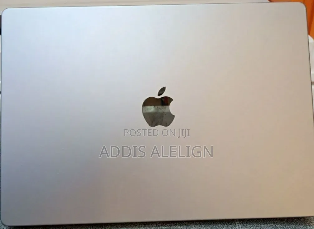 New Laptop Apple MacBook Pro 16GB Apple M1 Pro SSD 512GB