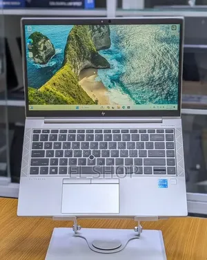 New Laptop HP EliteBook 840 16GB Intel Core i5 SSD 512GB