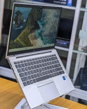 New Laptop HP EliteBook 840 16GB Intel Core i5 SSD 512GB
