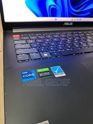 New Laptop Asus VivoBook 15 X505BA 16GB Intel Core i7 SSD 512GB