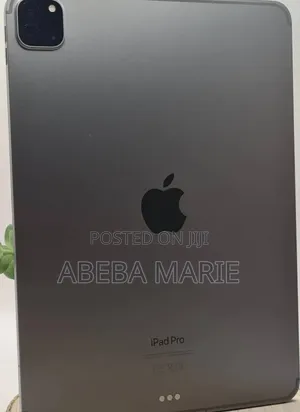 New Apple iPad Pro 12.9 (2021) 128 GB
