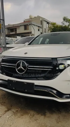 New Mercedes-Benz EQC EQC400 4MATIC 2023 White