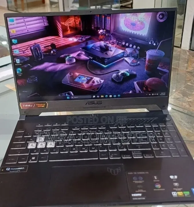 New Laptop Asus 16GB Intel Core i5 SSD 512GB