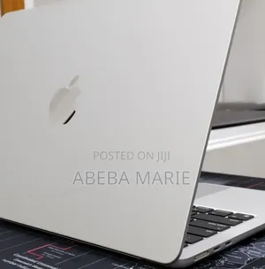 New Laptop Apple MacBook Air 2022 M2 8GB Apple M2 SSD 256GB