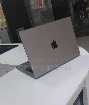 New Laptop Apple MacBook Pro 2021 M1 16GB Apple M1 SSD 512GB