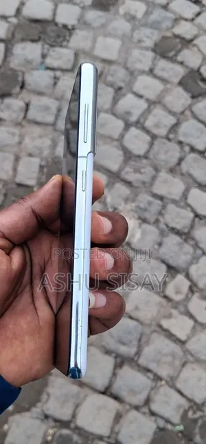Samsung Galaxy S21 5G 128 GB White