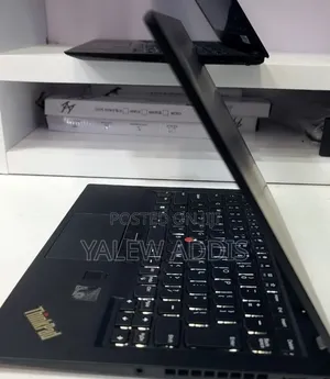 New Laptop Lenovo ThinkPad X1 Carbon 8GB Intel Core i5 SSD 512GB