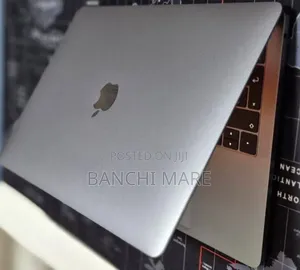 New Laptop Apple MacBook Pro 2017 8GB Intel Core i5 SSD 256GB