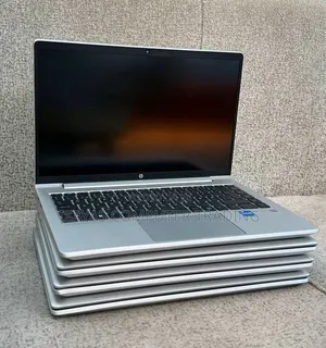 New Laptop HP ProBook 440 G10 8GB Intel Core i3 SSD 256GB
