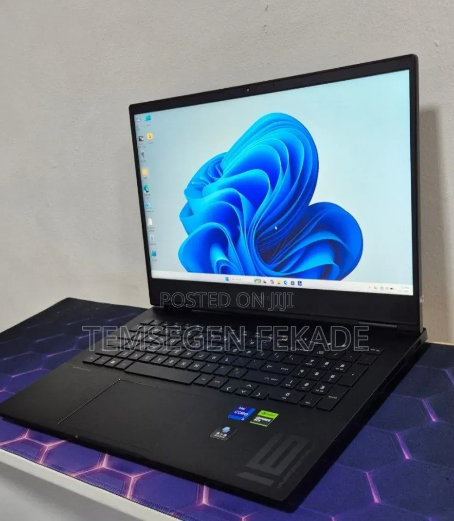 New Laptop HP Omen 16 16GB Intel Core i9 SSD 1T