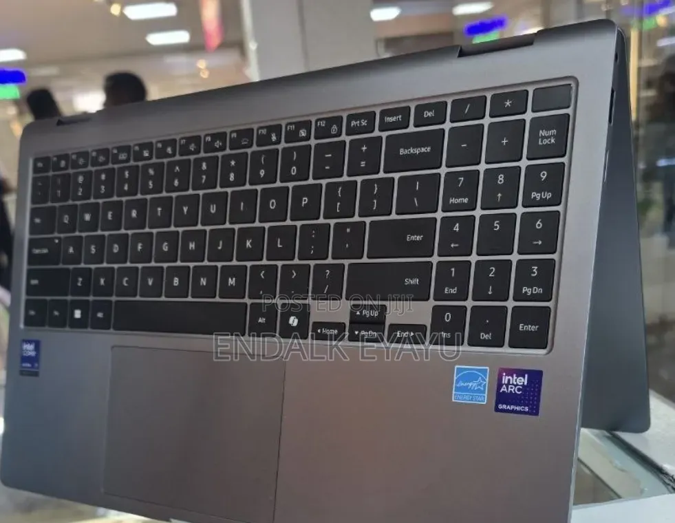 New Samsung Galaxy Book3 Pro 360 16" 16GB Intel Core Ultra 7 SSD 512GB