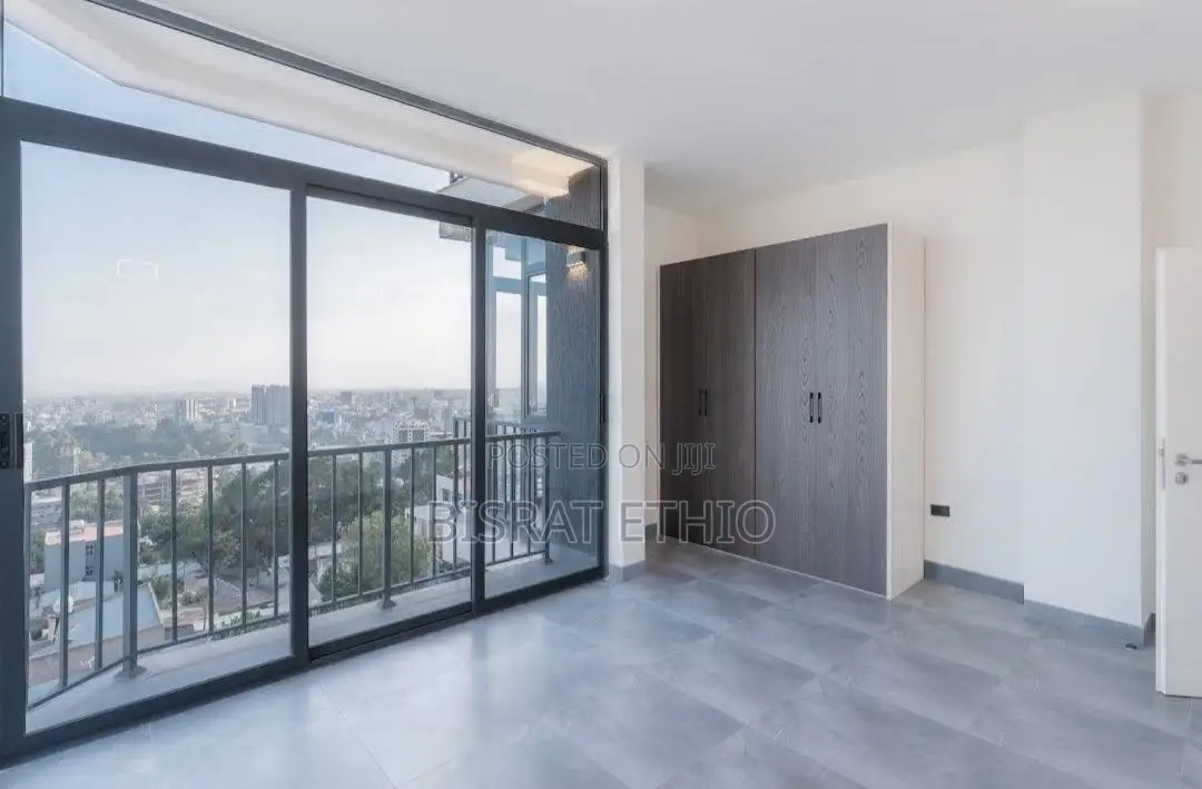 3bdrm Apartment in መገናኛ Top View, Bole for sale