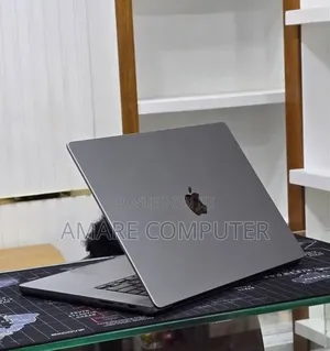 New Laptop Apple MacBook Pro 2021 M1 32GB Apple M1 Pro SSD 512GB