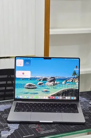 New Laptop Apple MacBook Pro 2021 M1 32GB Apple M1 Pro SSD 512GB