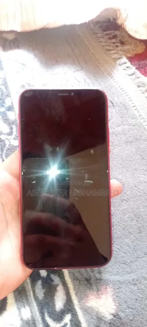Apple iPhone XR 64 GB Red