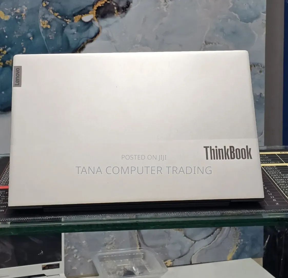 New Laptop Lenovo ThinkBook 15 8GB Intel Core i5 SSD 512GB