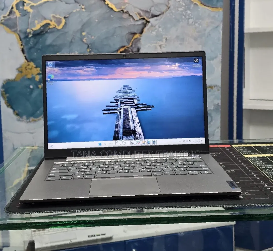 New Laptop Lenovo ThinkBook 15 8GB Intel Core i5 SSD 512GB