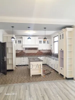 Furnished 6bdrm House in 🏡 ቅንጡ B+G+1 ቪላ ለሽያጭ, Bole for sale