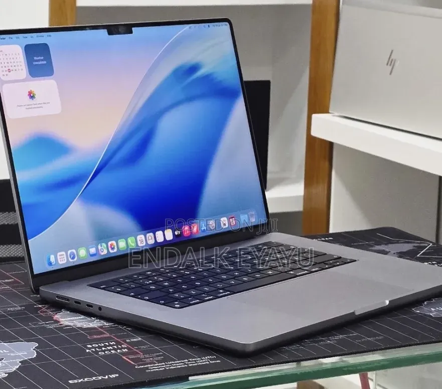 New Laptop Apple MacBook Pro 2021 M1 Max 64GB Apple M1 Max SSD 1T