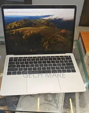 New Laptop Apple MacBook Air 2019 8GB Intel SSD 256GB