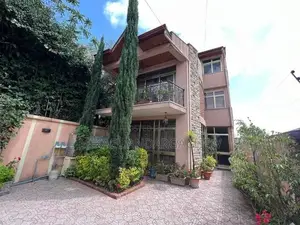 Furnished 4bdrm House in Kirkos for rent