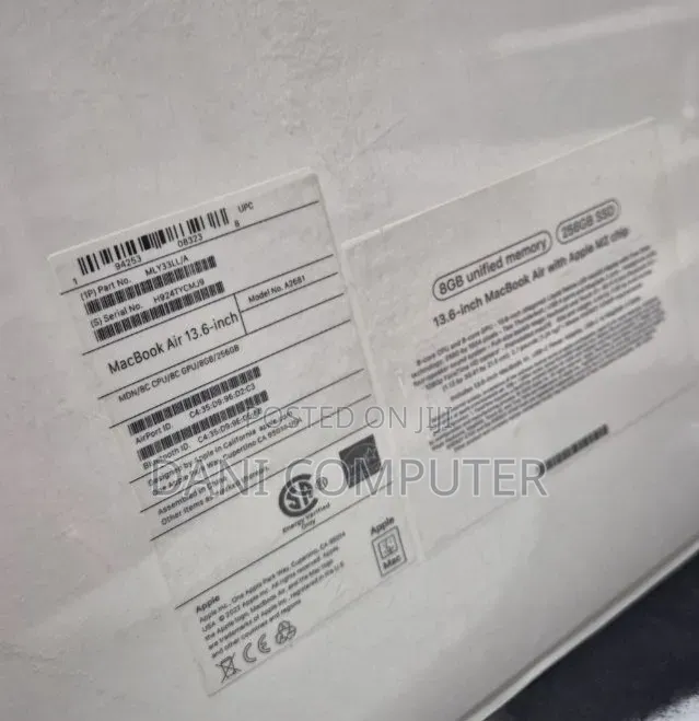 New Laptop Apple MacBook Air 2022 M2 8GB Intel Core M2 SSD 256GB