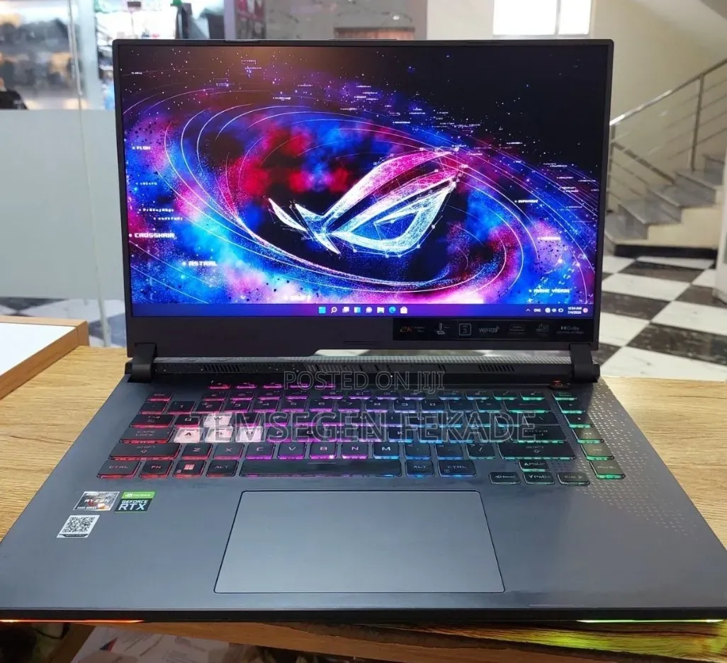 New Laptop Asus ROG Strix G15 16GB AMD Ryzen 9 SSD 512GB