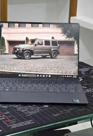 New Laptop Dell XPS 13 16GB Intel Core i7 SSD 512GB