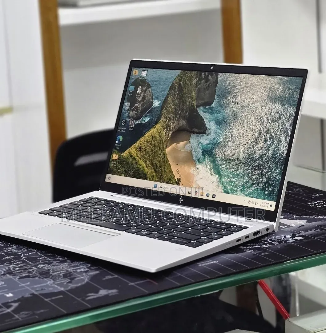 New Laptop HP EliteBook 845 G8 16GB AMD Ryzen 7 SSD 512GB