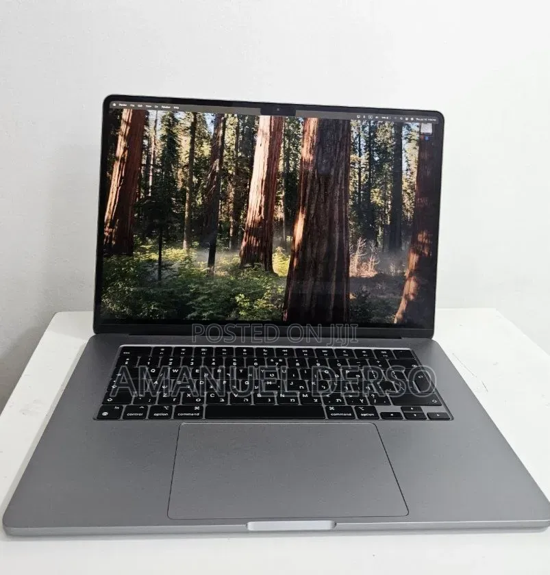 New Laptop Apple MacBook Pro 2023 M3 8GB Apple M3 Pro SSD 512GB