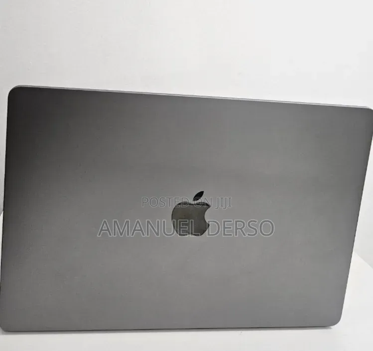 New Laptop Apple MacBook Pro 2023 M3 8GB Apple M3 Pro SSD 512GB