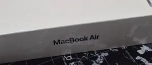 New Laptop Apple MacBook Air 8GB Intel Core M2 SSD 256GB