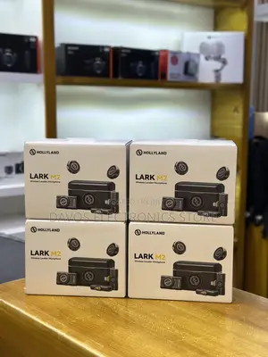 Hollyland LARK M2 DUO 2-Person Wireless Combo Microphone System
