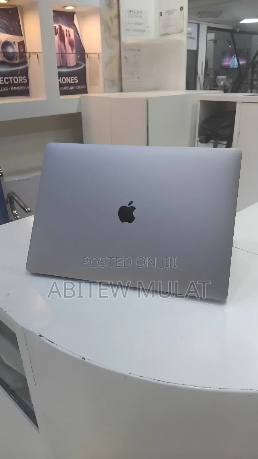 New Laptop Apple MacBook Pro 2017 16GB Intel Core i7 SSD 512GB