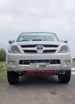 Toyota Hilux 2007 Silver