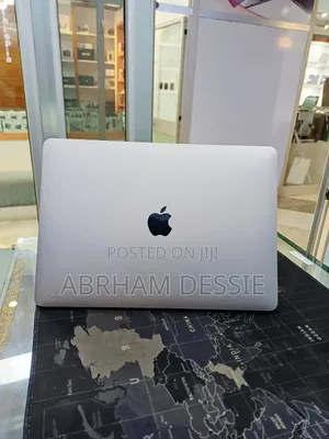New Laptop Apple MacBook Pro 2017 8GB Intel Core i5 SSD 128GB