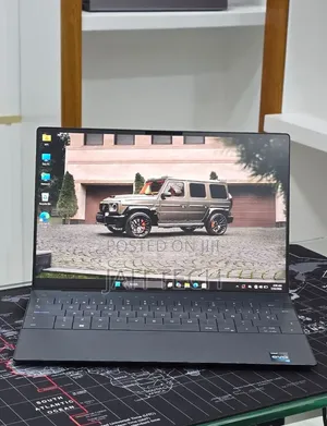 New Laptop Dell XPS 13 16GB Intel Core i7 SSD 512GB