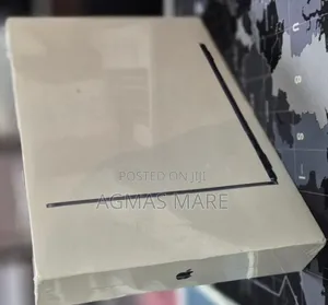 New Laptop Apple MacBook Air 2022 M2 8GB Apple M2 SSD 256GB