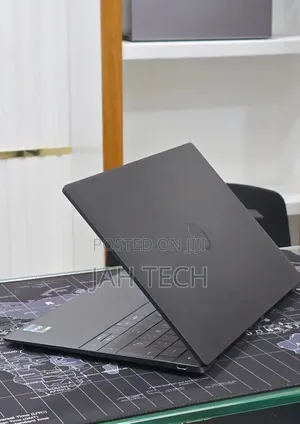 New Laptop Dell XPS 13 16GB Intel Core i7 SSD 512GB