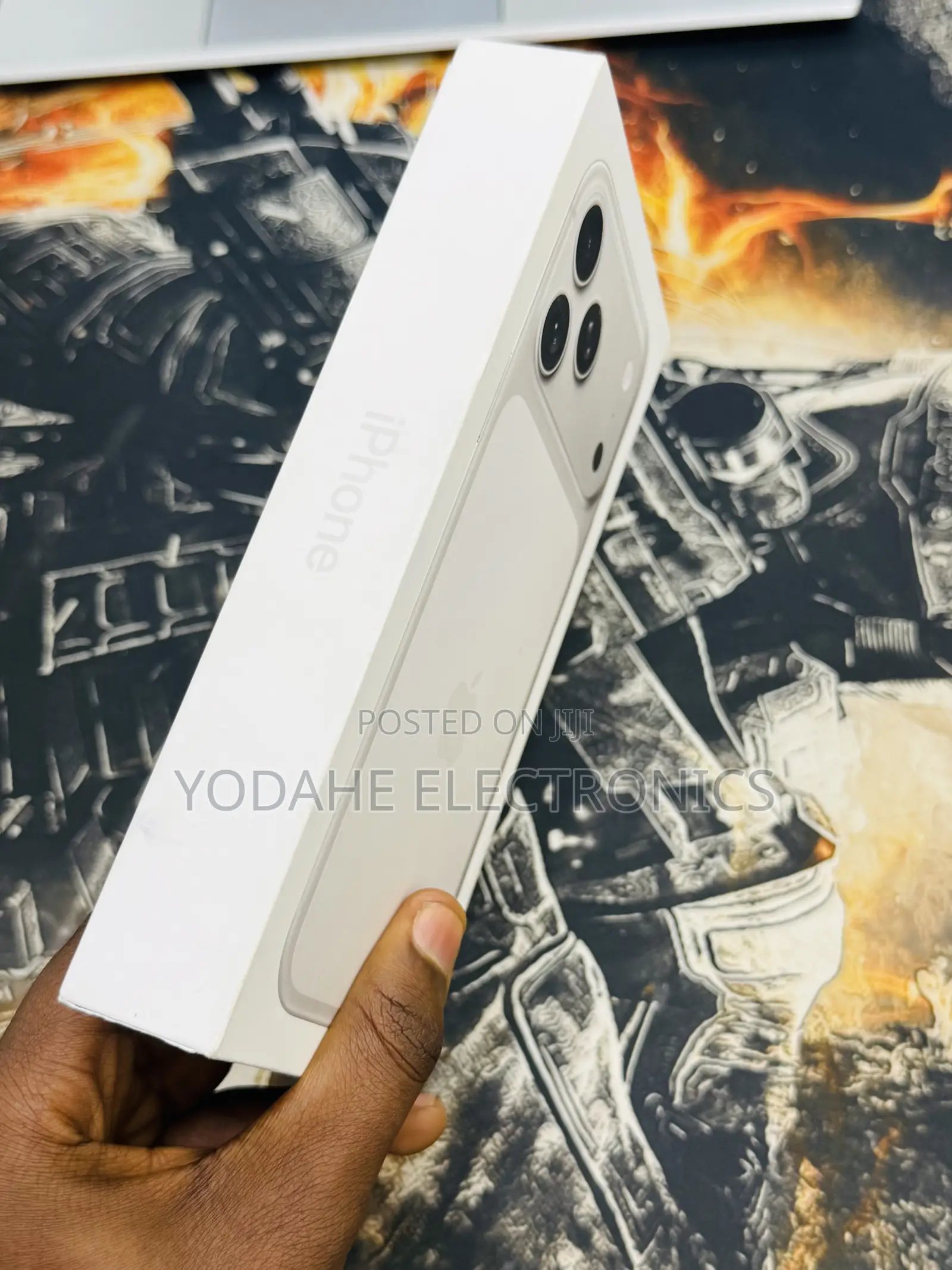 New Apple iPhone 17 Pro Max 256 GB White