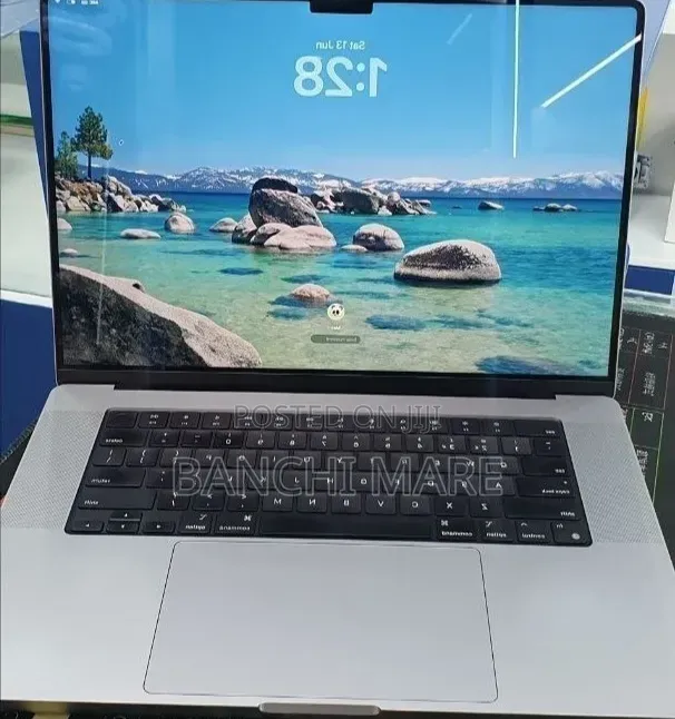 New Laptop Apple MacBook Pro 2021 M1 Max 32GB Apple M1 Max SSD 1T