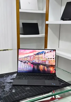 New Laptop Dell XPS 13 16GB Intel Core i7 SSD 512GB