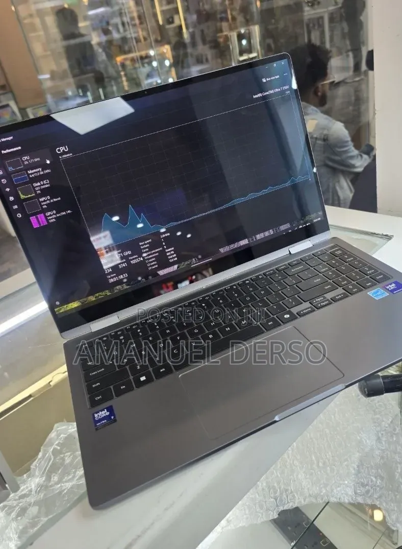 New Samsung Galaxy Book3 Pro 360 16" 16GB Intel Core Ultra 7 HDD 5T