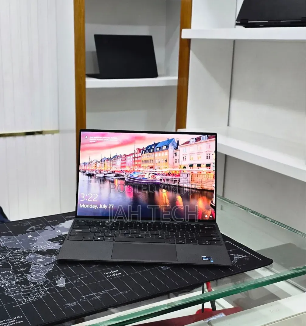 New Laptop Dell XPS 13 16GB Intel Core i7 SSD 512GB