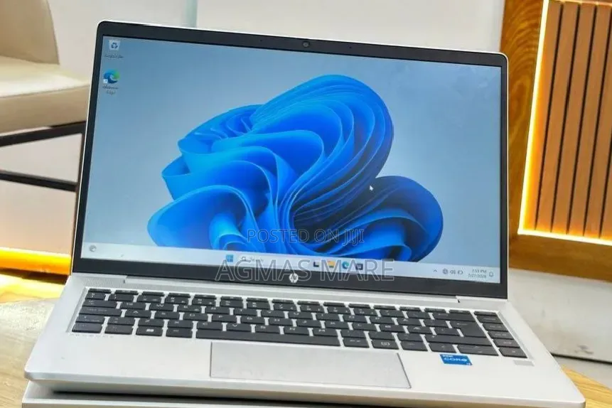 New Laptop HP ProBook 440 8GB Intel Core i3 SSD 256GB