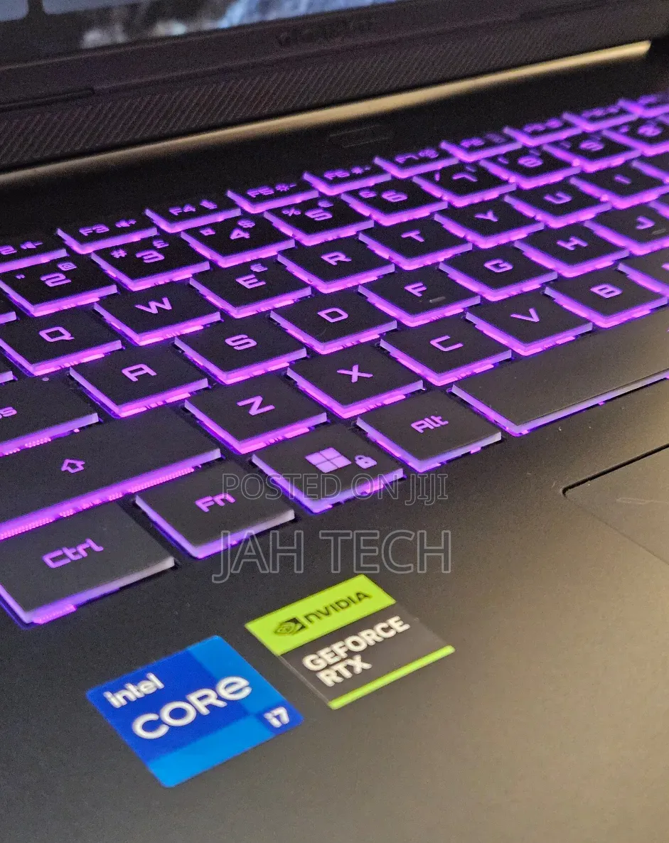 New Laptop Gigabyte AORUS 15G 16GB Intel Core i7 SSD 1T