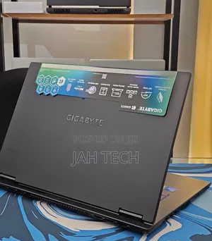 New Laptop Gigabyte AORUS 15G 16GB Intel Core i7 SSD 1T