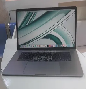 New Laptop Apple MacBook Pro 2017 16GB Intel Core i7 SSD 512GB