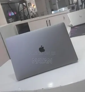 New Laptop Apple MacBook Pro 2017 16GB Intel Core i7 SSD 512GB