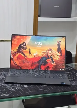 New Laptop Dell XPS 13 7390 16GB Intel Core i7 SSD 512GB